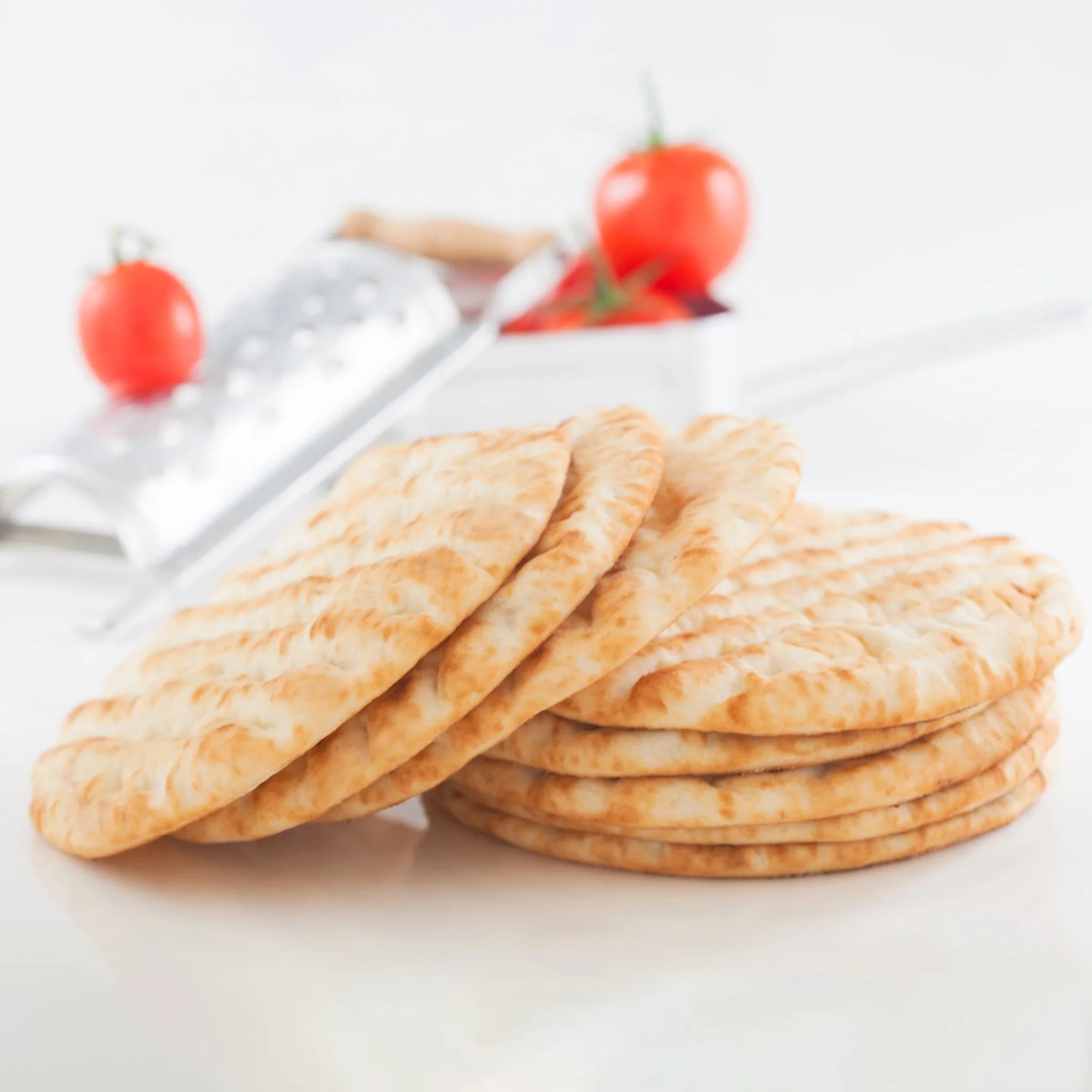 Mini Greek Pita Bread 11 cm – Handmade Vegan Flatbread for Aperitifs & Mezze (10 pcs) - Image 3